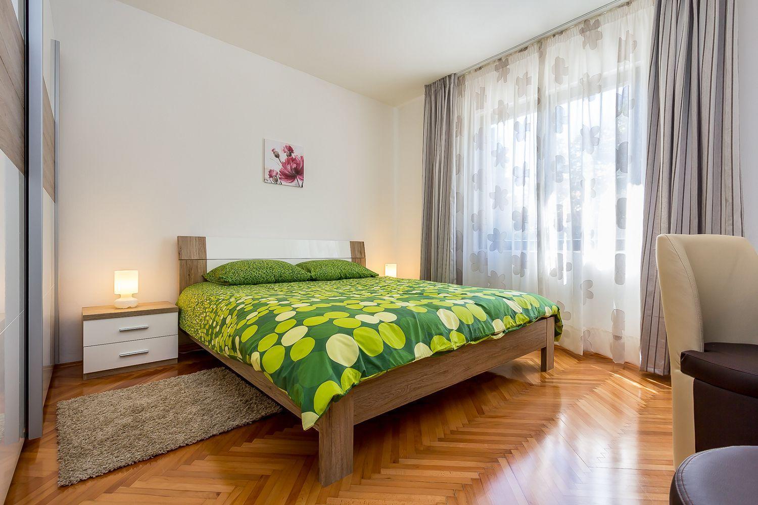 Neu Renovierte Ferienwohnung Mit Klima, Wlan, Terrasse Und Grill プーラ エクステリア 写真
